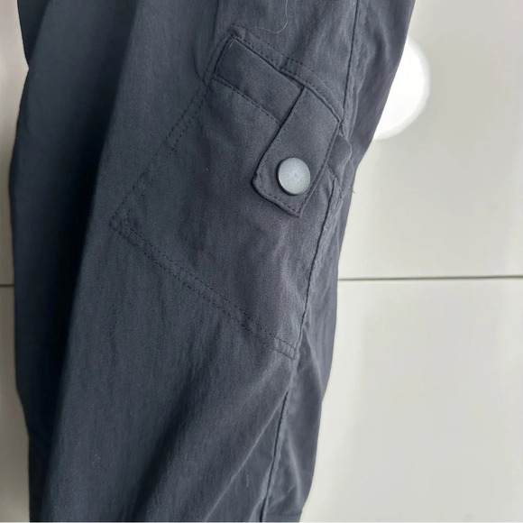 Royal Robbins Outdoor Hiking Pants Capri Length Size 6 Black Performance - Picture 3 of 10